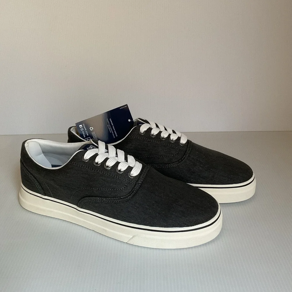 Chaps Casual Comfort Men’s Gray Canvas Sneakers Size 8.5M New in Box